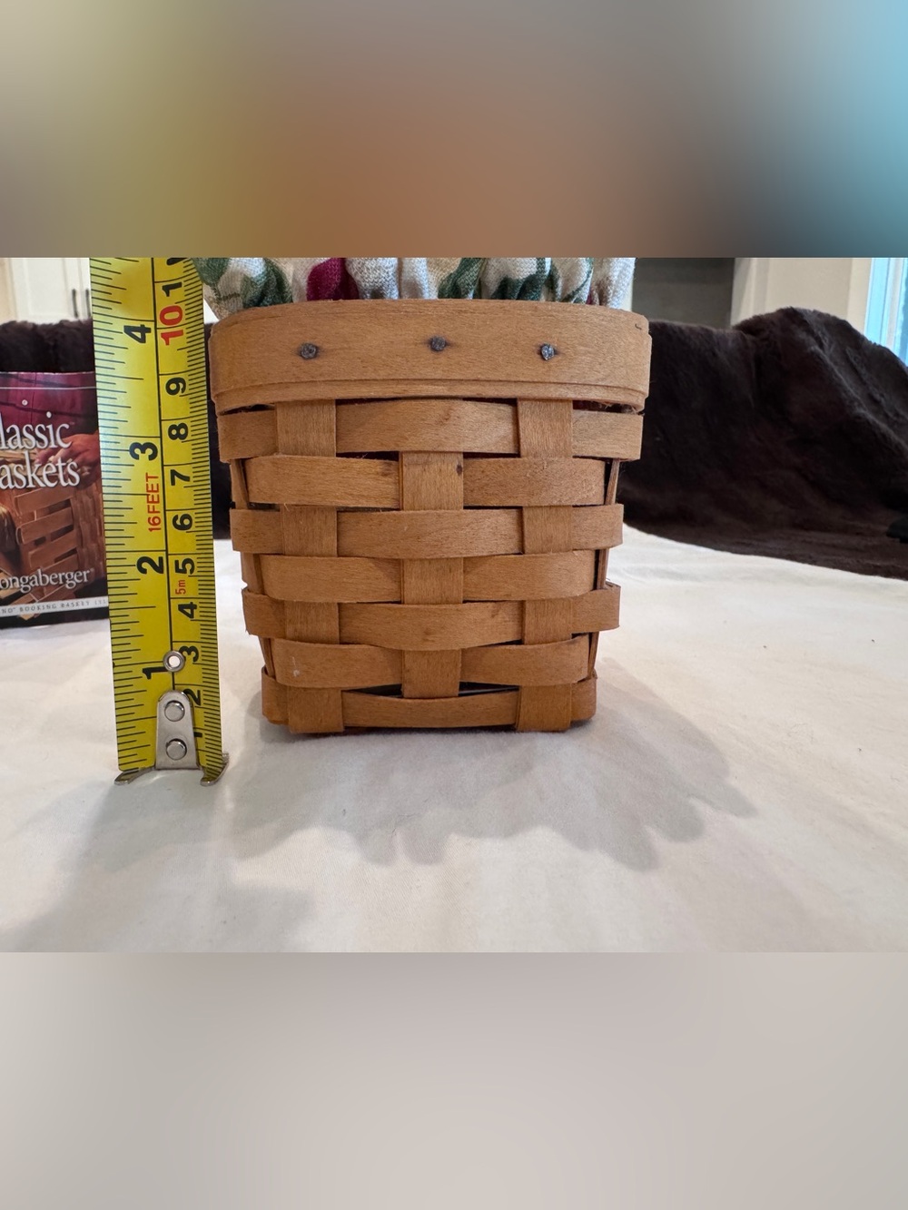 Longaberger Brown Woven Basket with Floral Ruffled Liner - Picture 8 of 8
